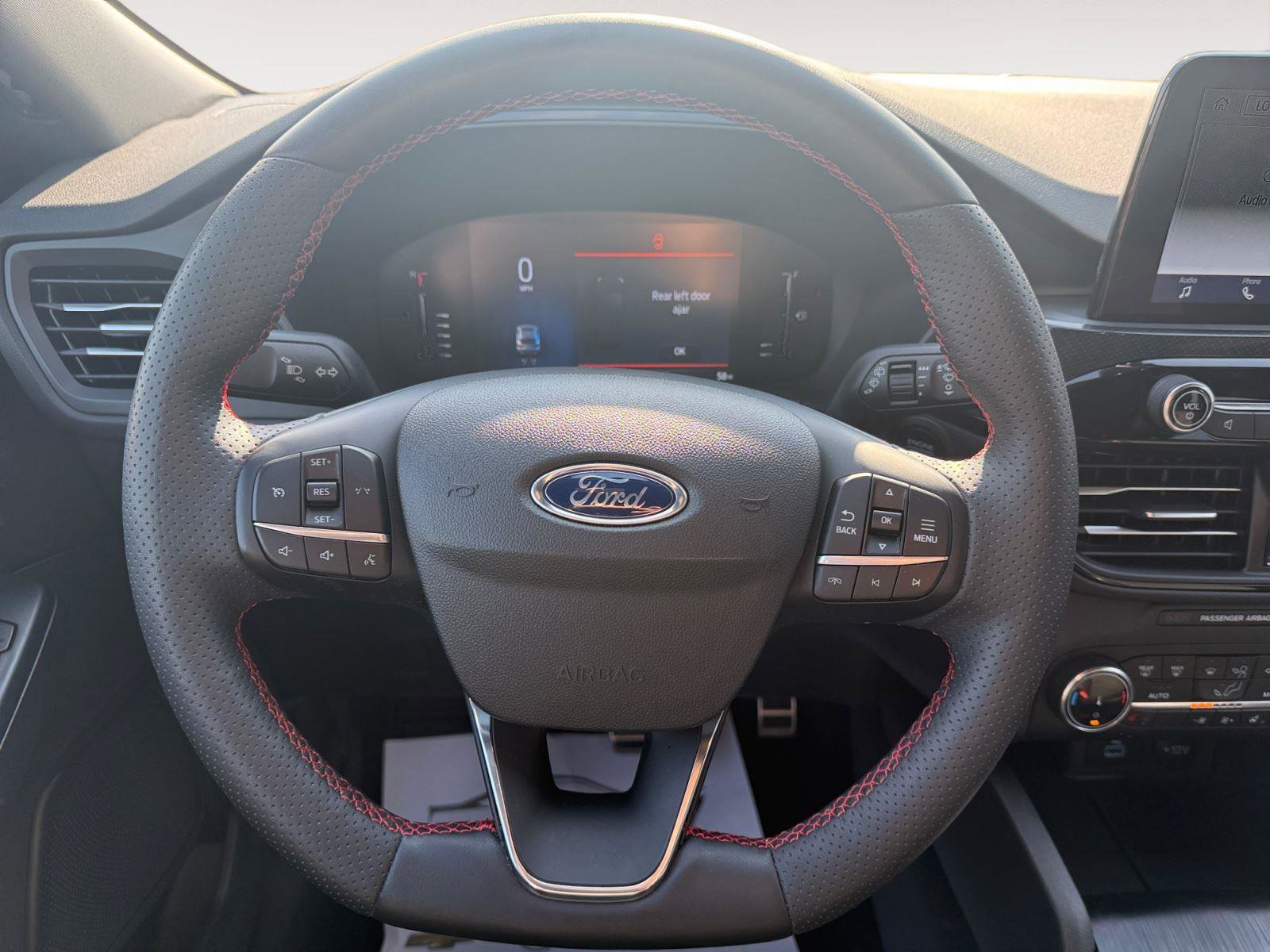 Used 2023 Ford Escape ST-Line AWD/4WD image 16