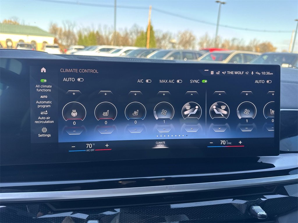 Used 2023 BMW X7 xDrive40i w/ M Sport Package image 19