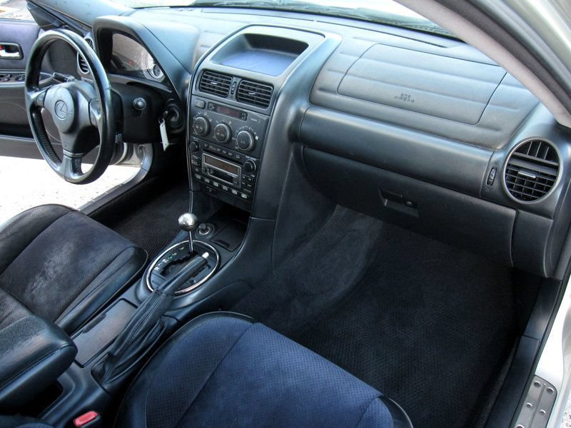 Used 2002 Lexus IS 300 RWD image 24