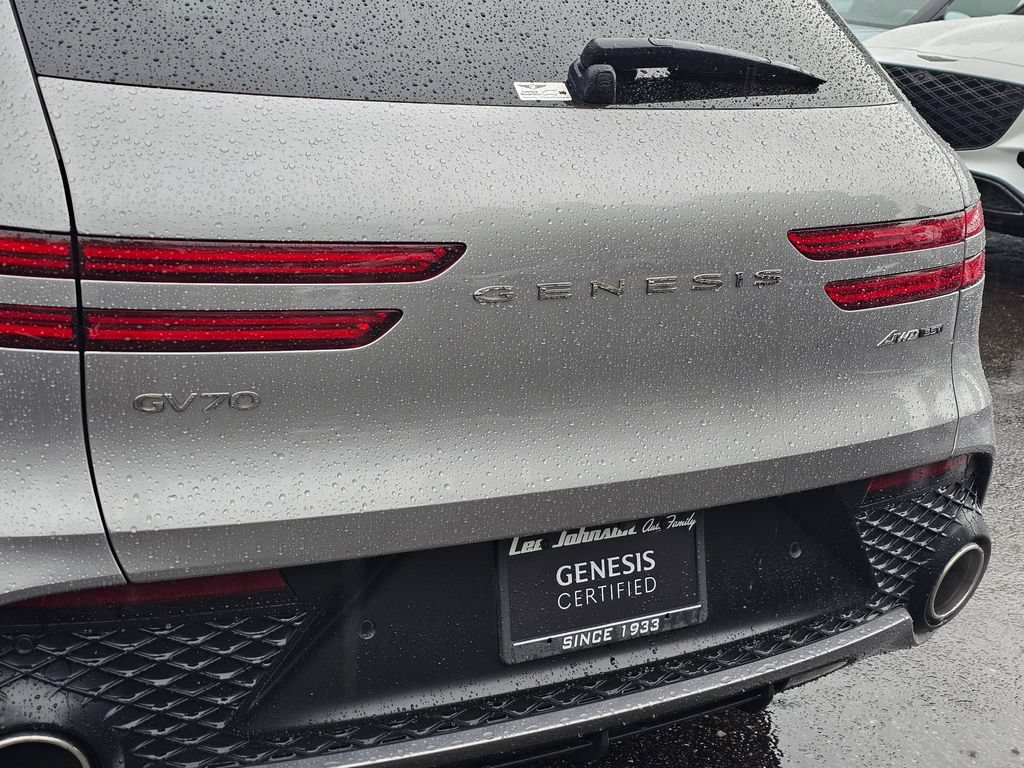 Certified 2025 Genesis GV70 3.5T Sport w/ Sport Advanced Package AWD/4WD image 25