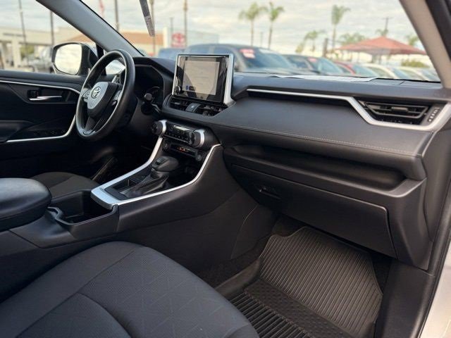 Used 2024 Toyota RAV4 XLE image 21