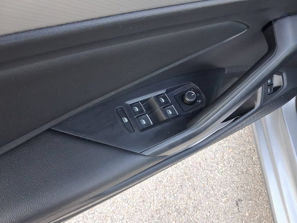 Used 2021 Volkswagen Jetta S FWD image 16
