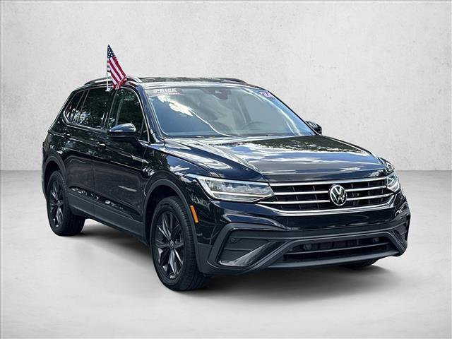 Used 2024 Volkswagen Tiguan SE image 3