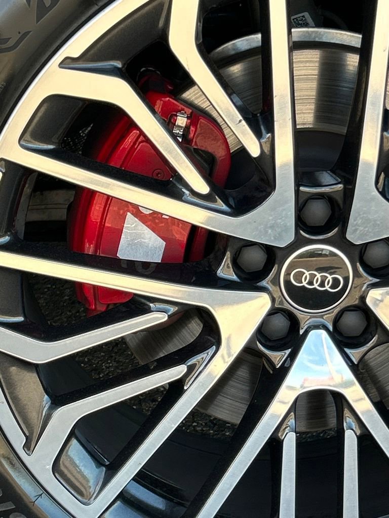 Certified 2025 Audi SQ5 Premium Plus w/ Premium Plus Package image 45