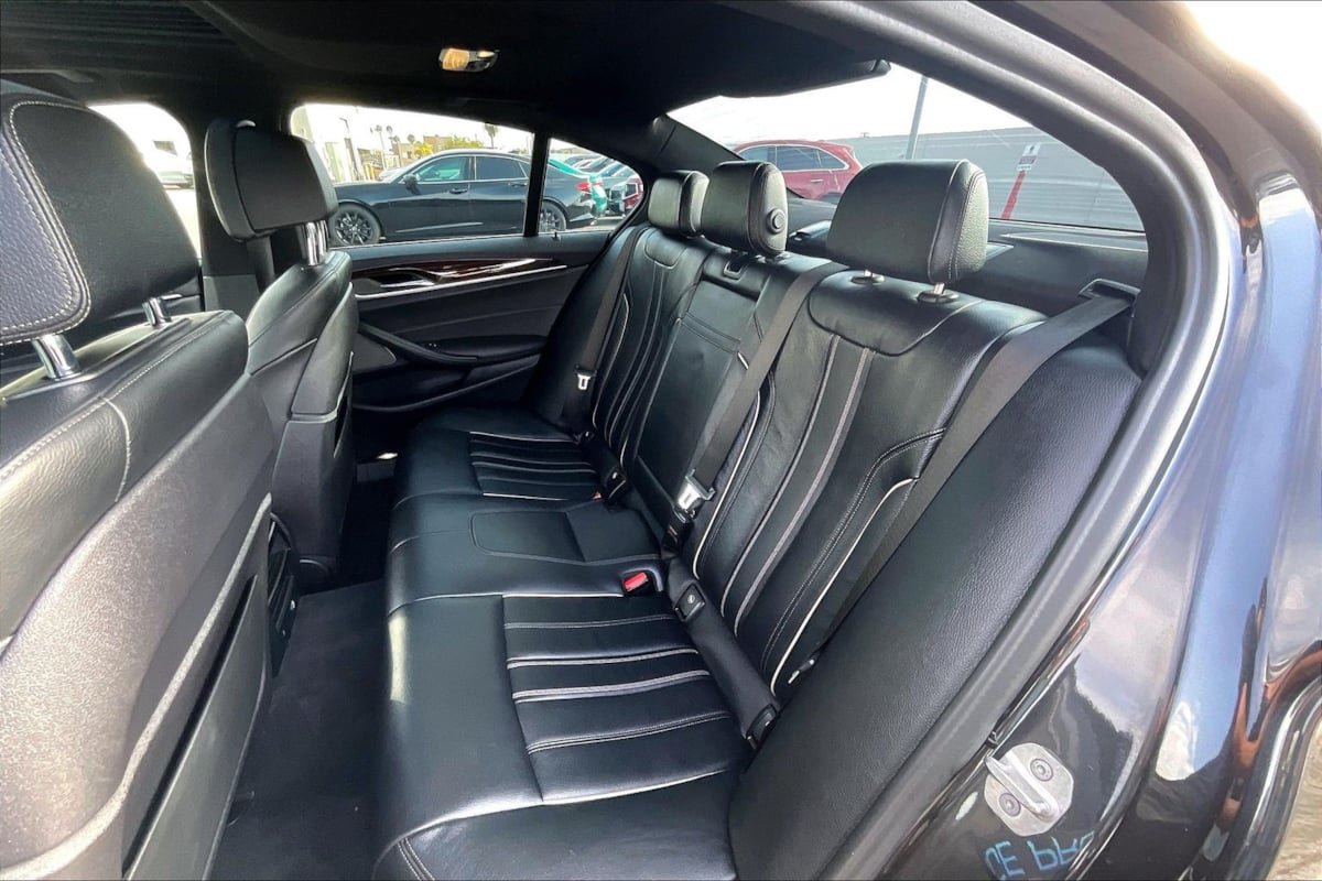 Used 2018 BMW 540i RWD image 23