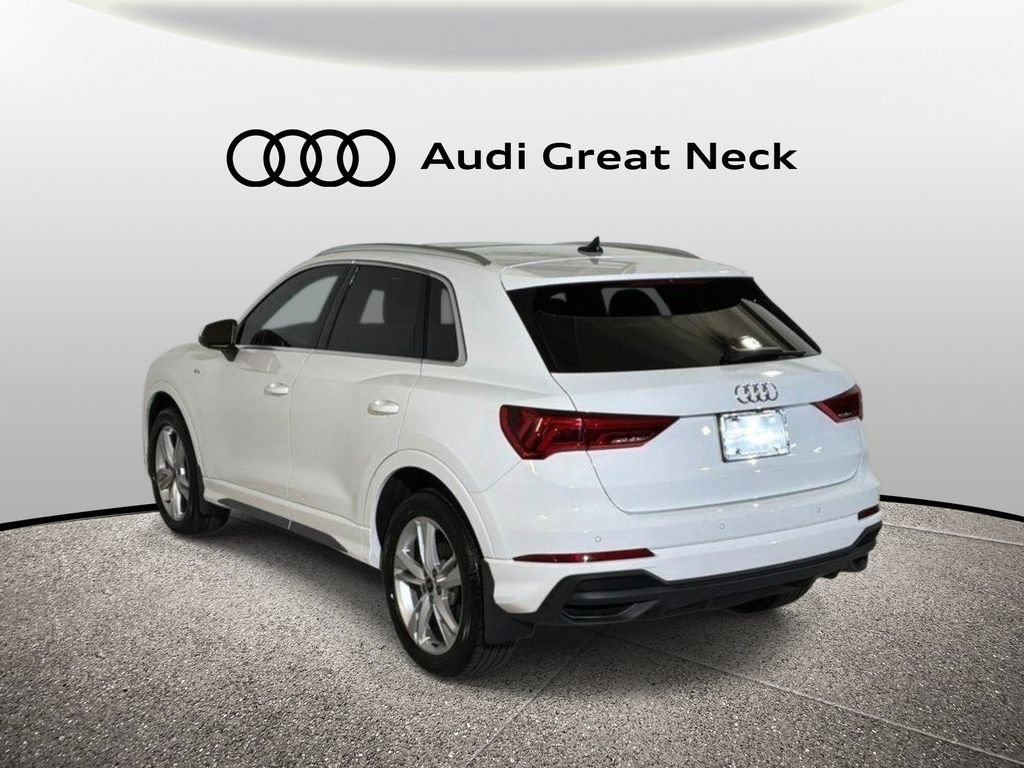 Used 2023 Audi Q3 2.0T Premium w/ Convenience Package AWD/4WD image 7