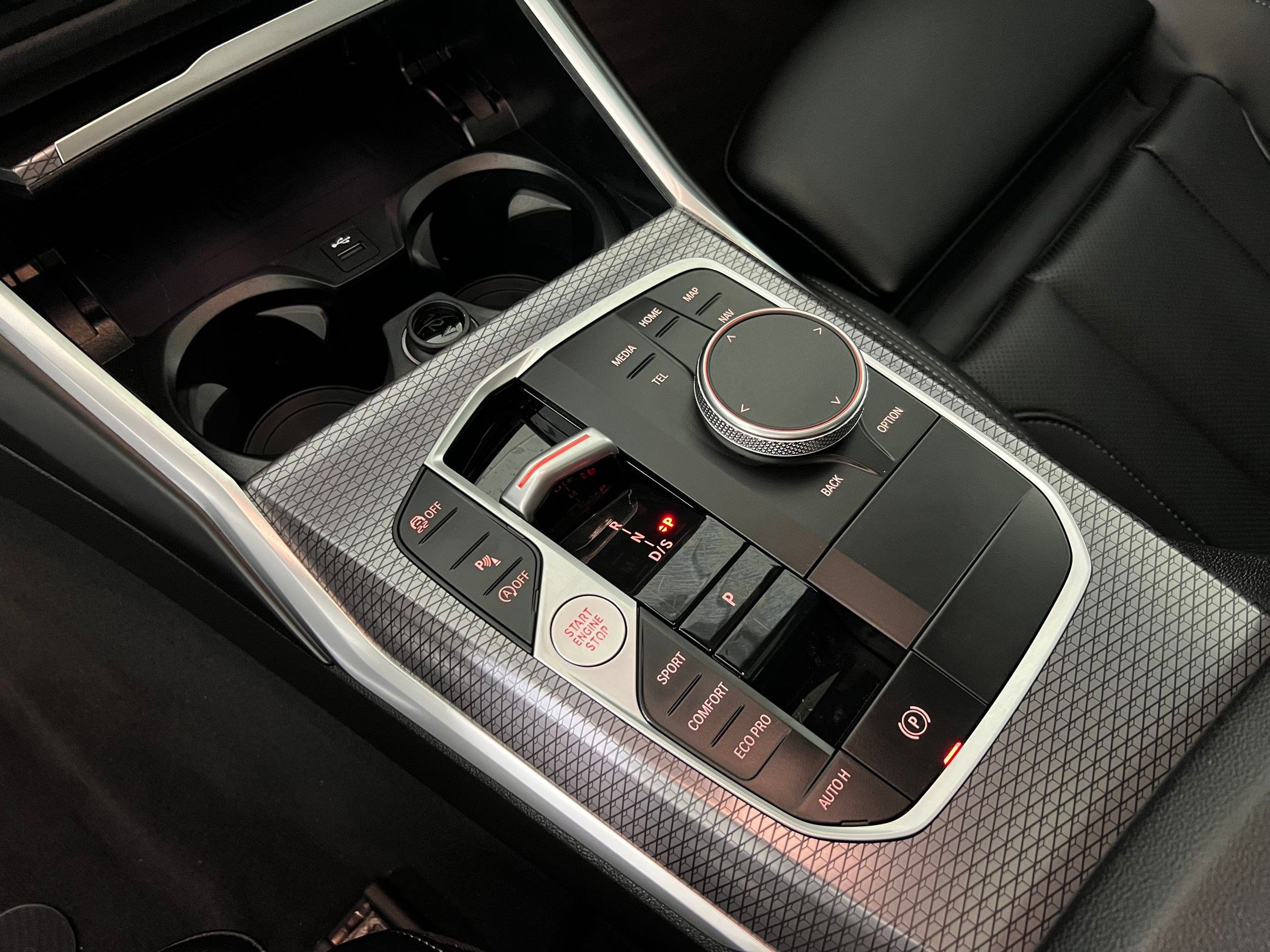 Used 2026 BMW 330i Sedan w/ Convenience Package image 19