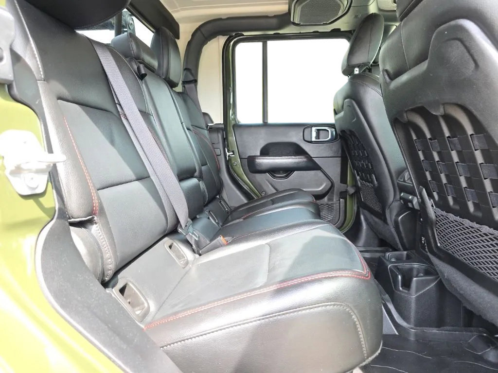 Used 2021 Jeep Gladiator Rubicon AWD/4WD image 19