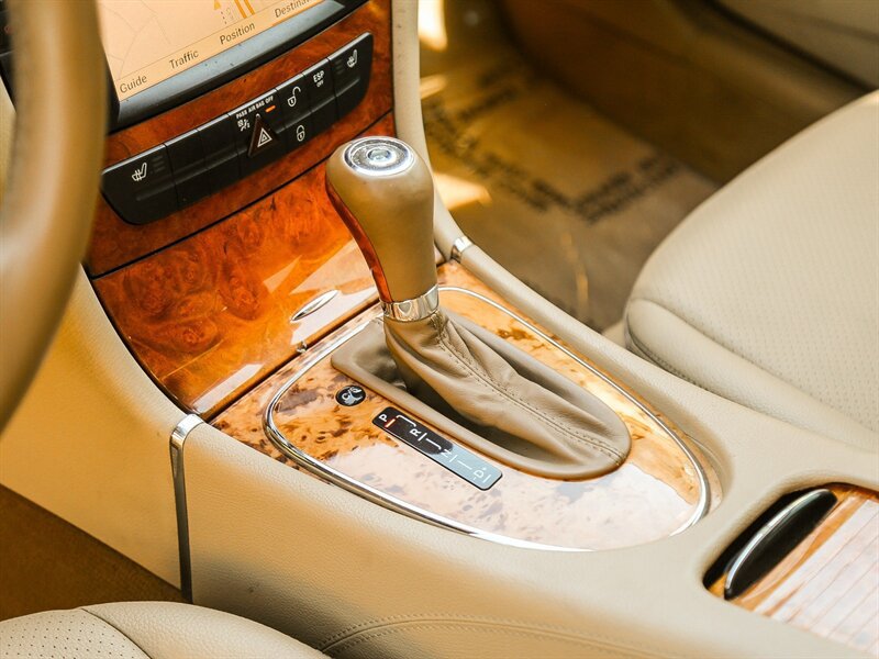 Used 2009 Mercedes-Benz E 350 4MATIC Wagon image 27
