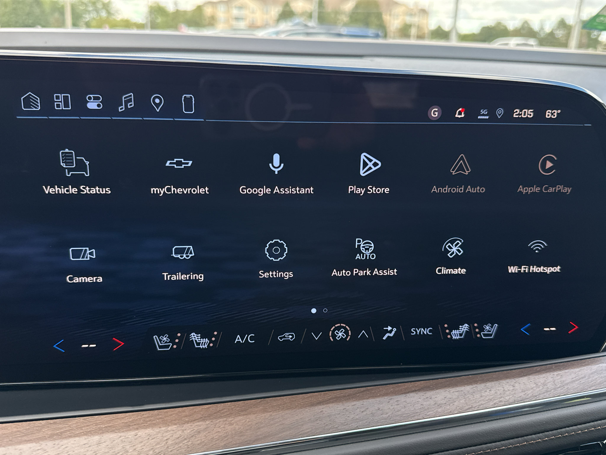 New 2026 Chevrolet Suburban High Country AWD/4WD image 28