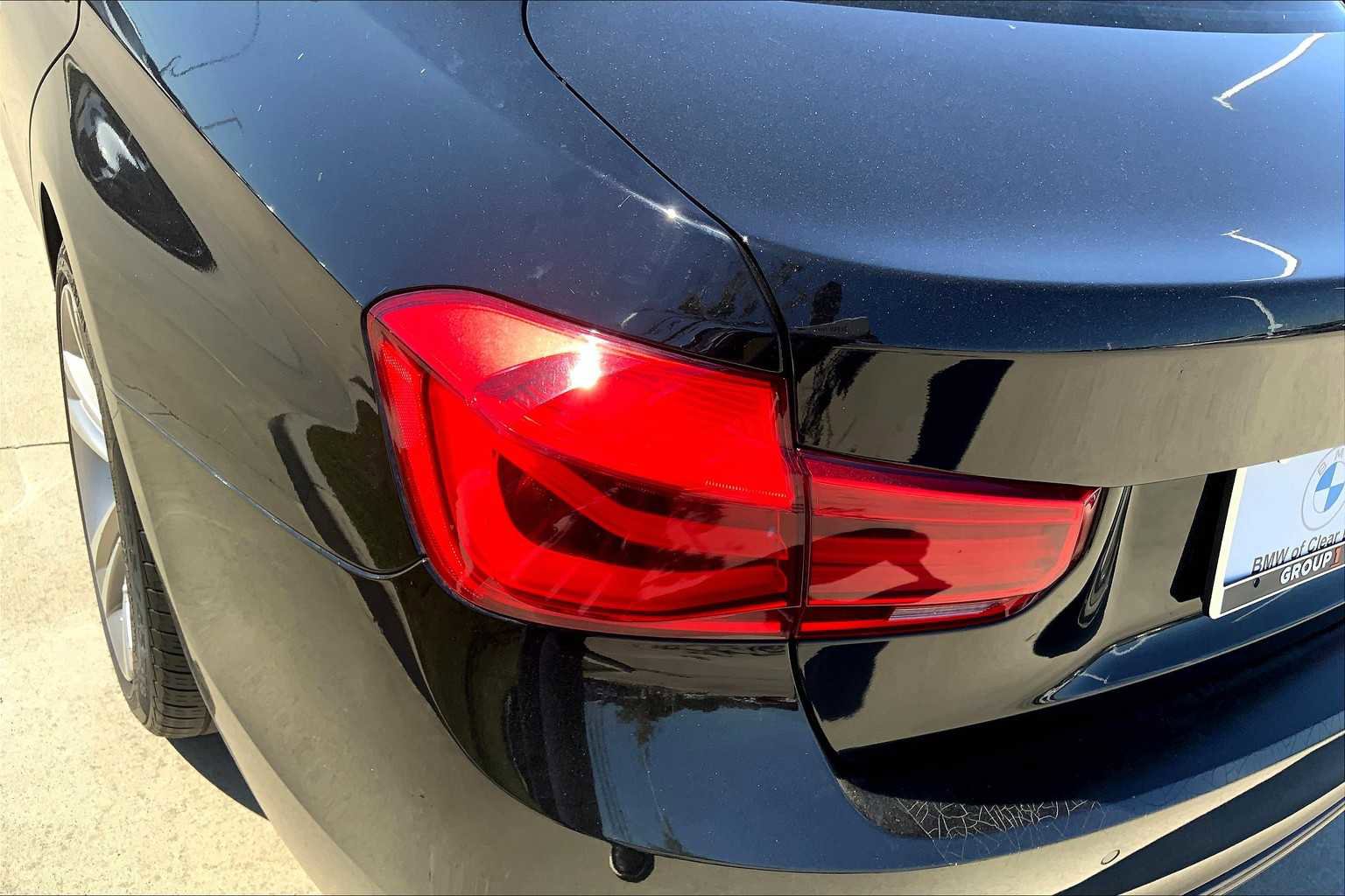 Used 2017 BMW 330e image 28
