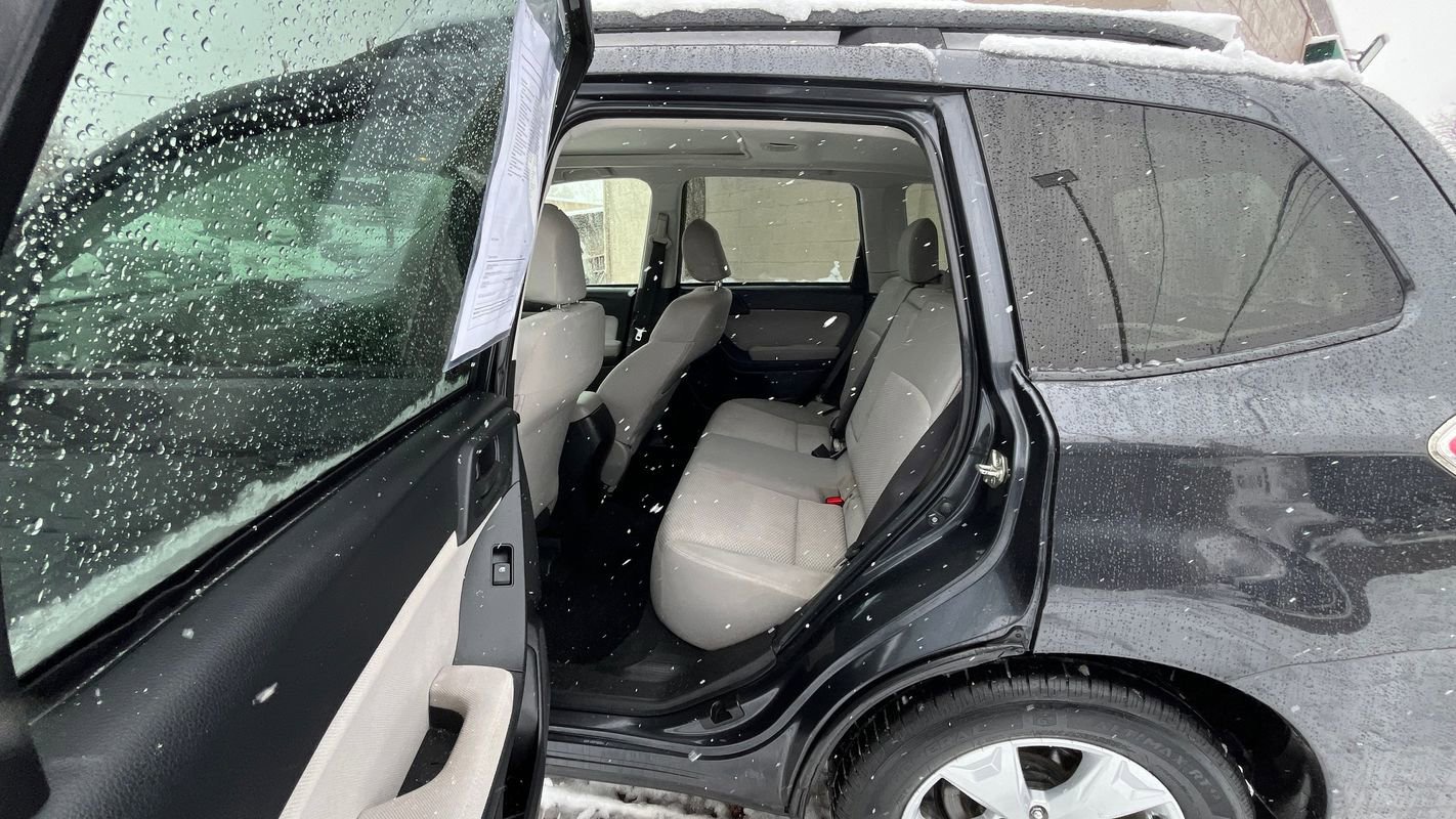 Used 2015 Subaru Forester 2.5i Premium image 20