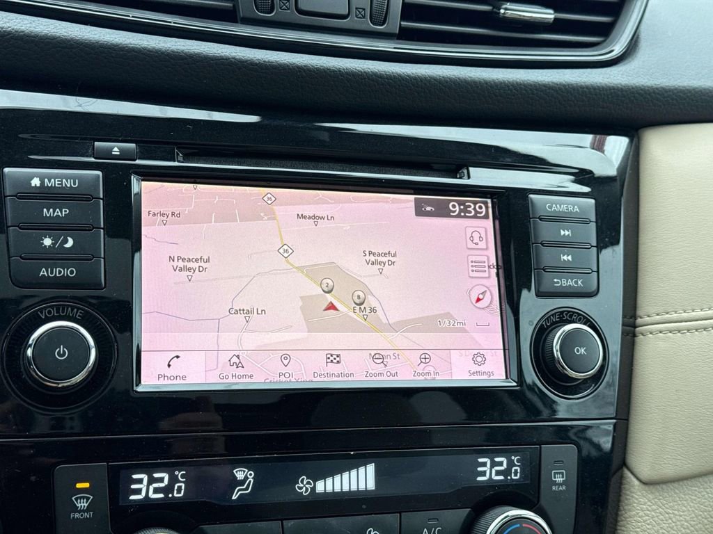 Used 2018 Nissan Rogue SL image 21