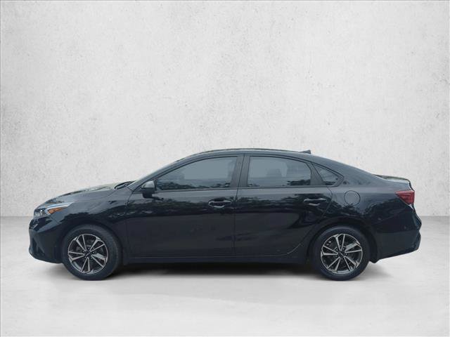 Used 2023 Kia Forte LXS FWD image 8