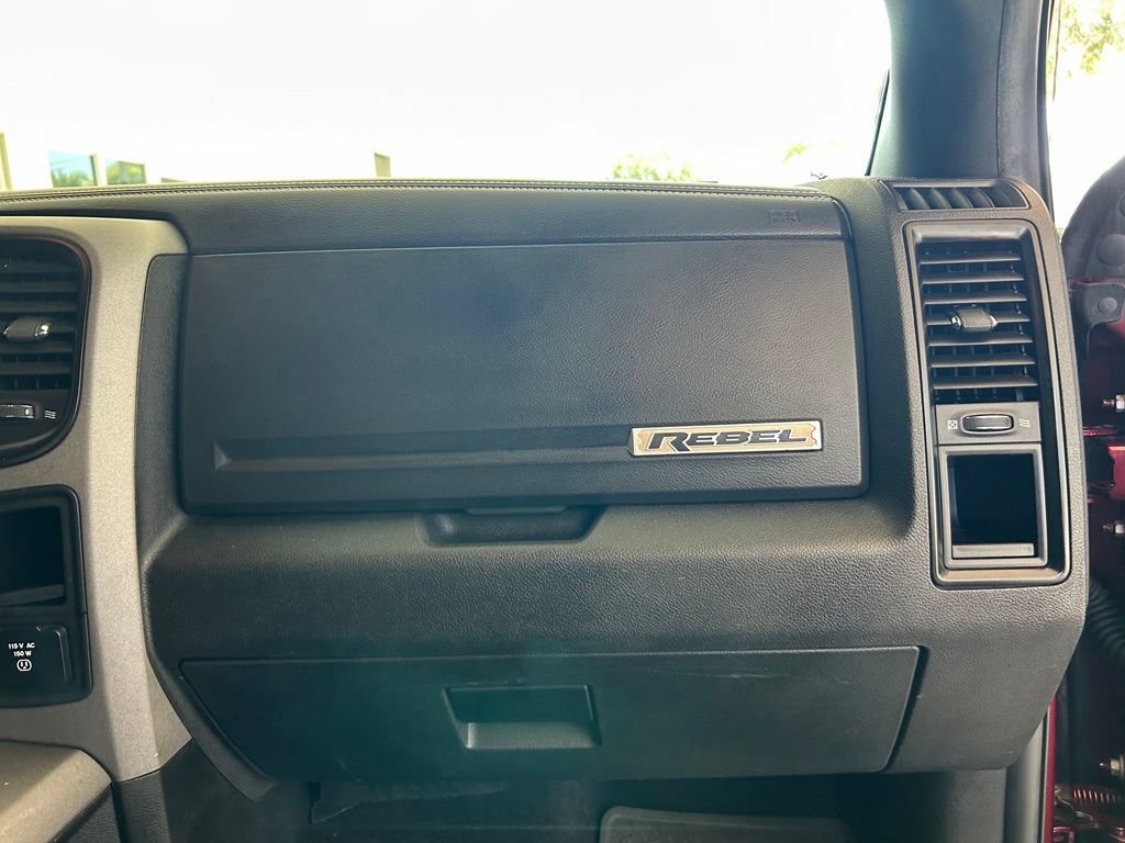 Used 2018 RAM 1500 Rebel w/ Luxury Group AWD/4WD image 32