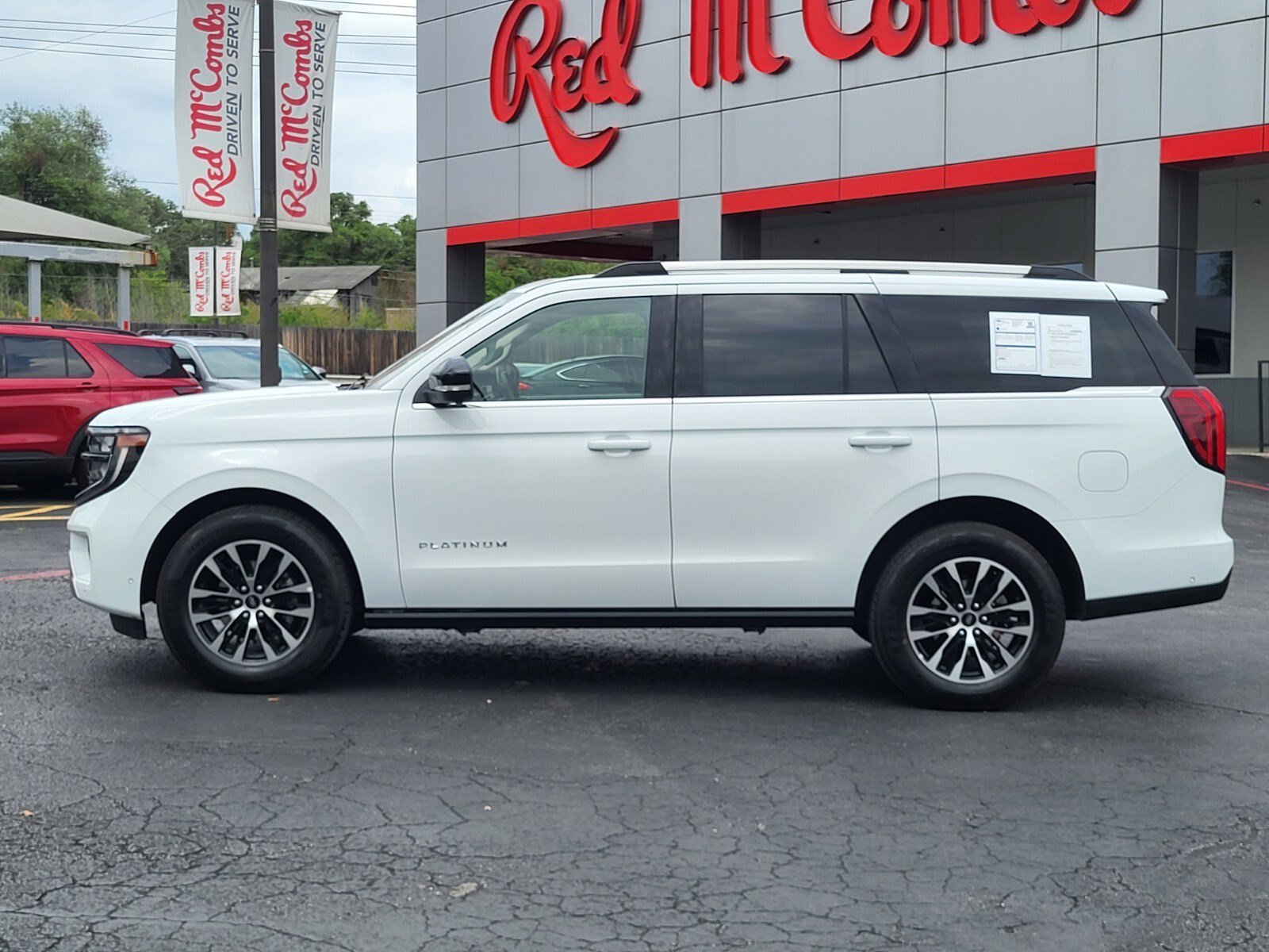Certified 2025 Ford Expedition Platinum image 7