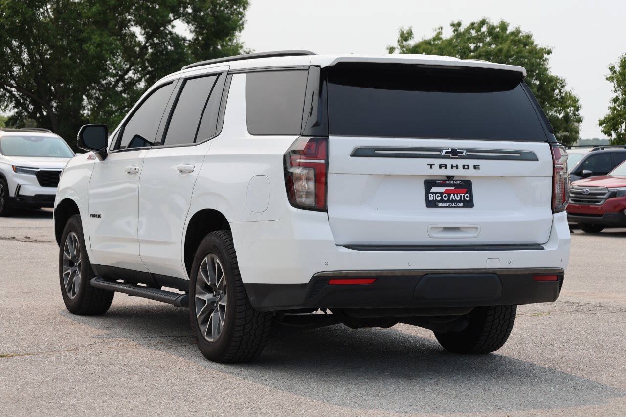 Used 2022 Chevrolet Tahoe Z71 w/ Luxury Package AWD/4WD image 11