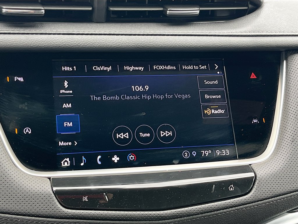 Used 2025 Cadillac XT6 Luxury FWD image 14