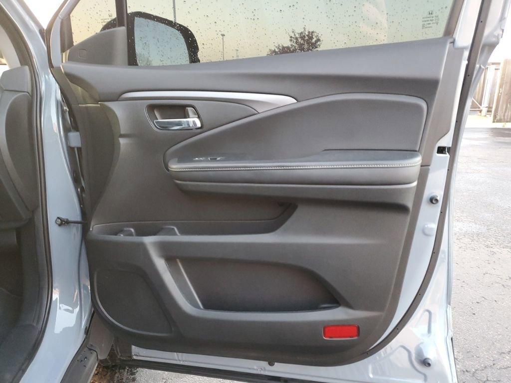 Used 2023 Honda Ridgeline RTL image 40