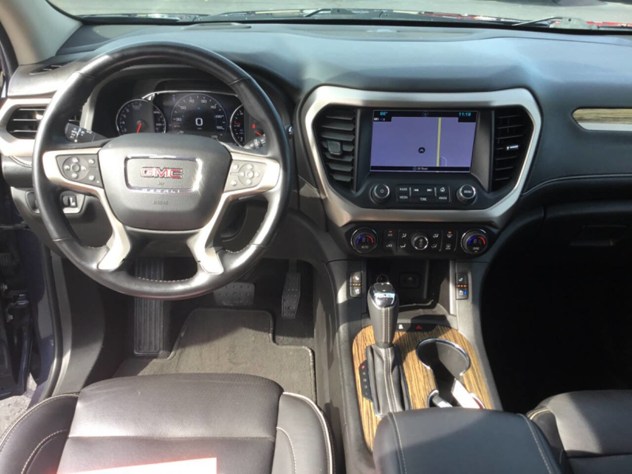 Used 2019 GMC Acadia Denali w/ Technology Package image 8