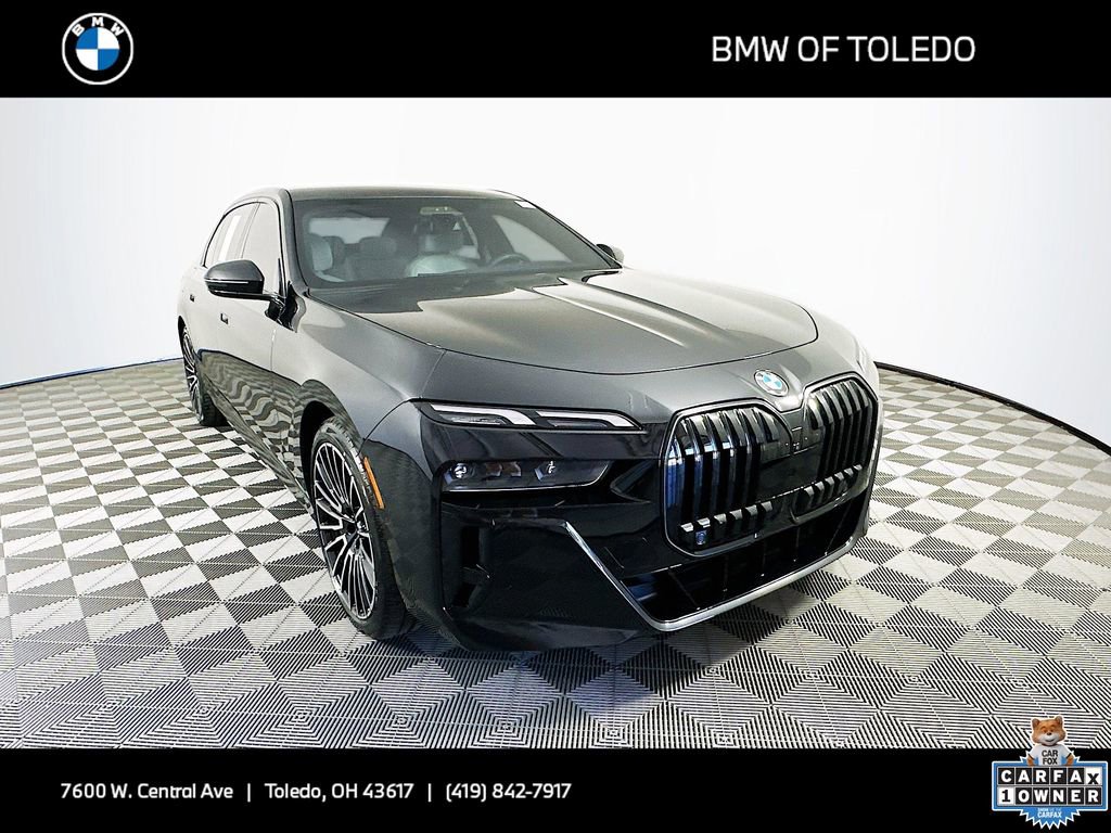 Used 2024 BMW 760i xDrive image 1