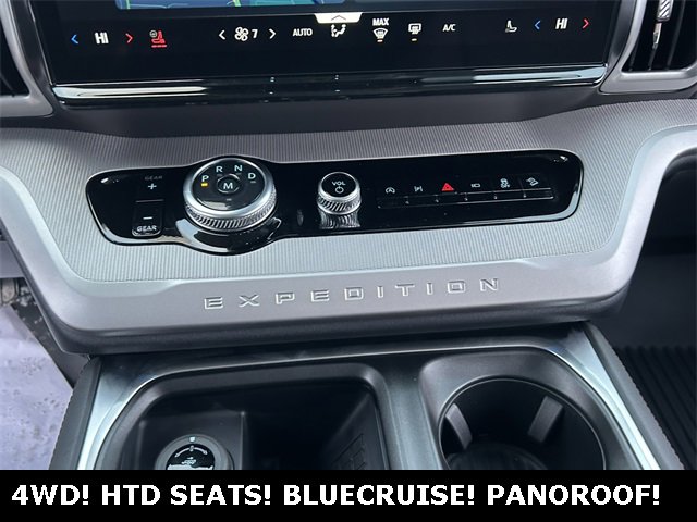 New 2025 Ford Expedition Max Active image 16