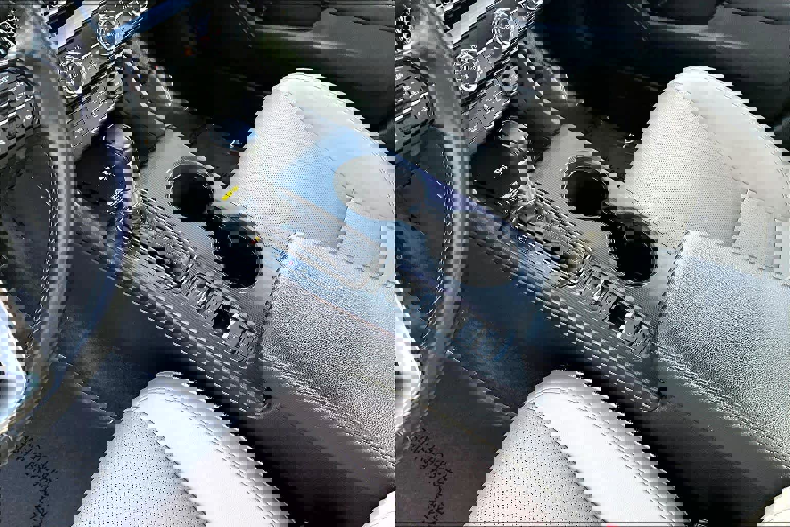 Used 2022 Honda Civic Touring image 16