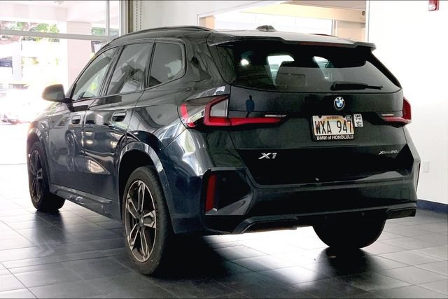 Used 2023 BMW X1 xDrive28i w/ M Sport Package AWD/4WD image 5