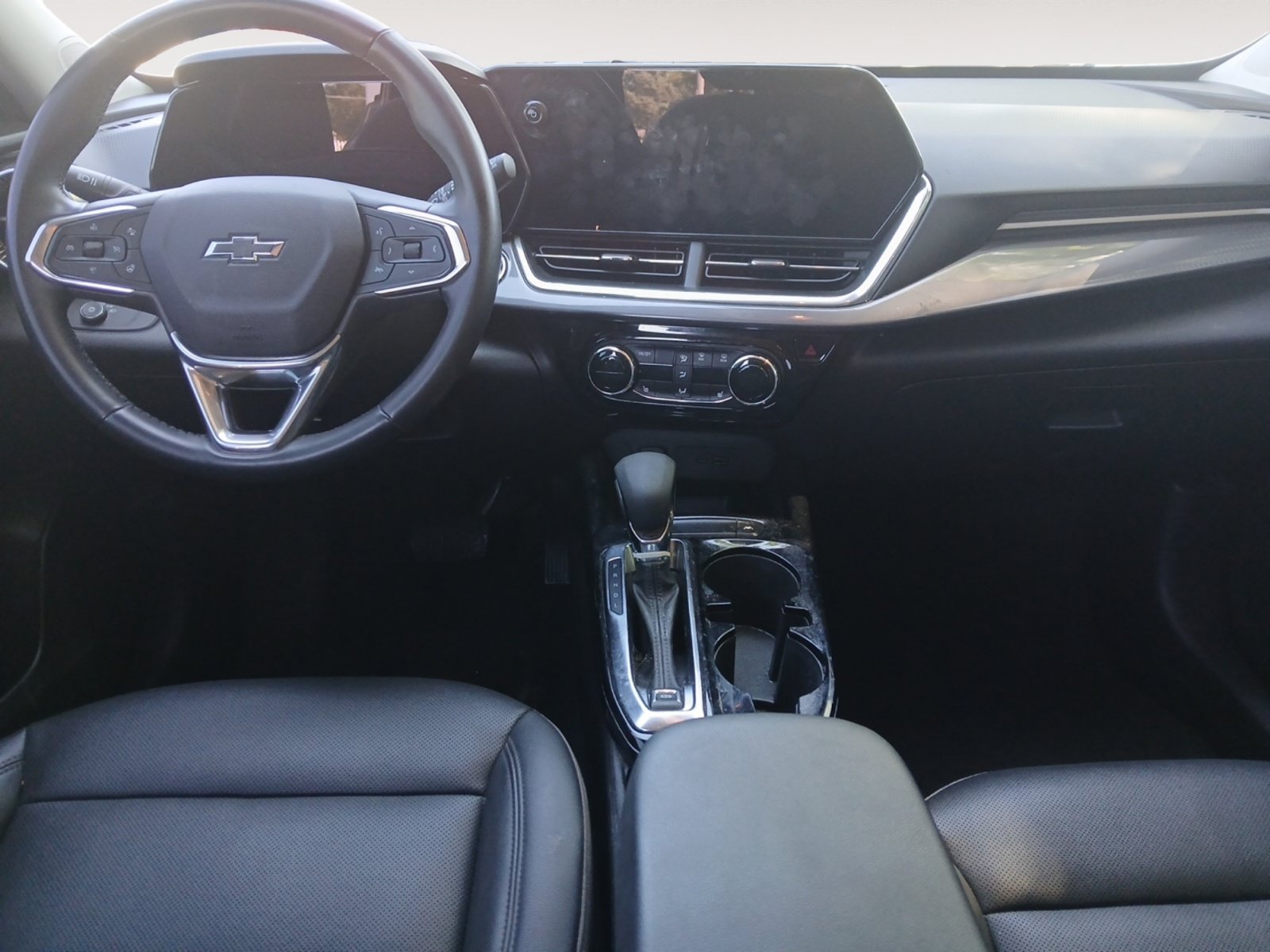 Used 2024 Chevrolet Trax ACTIV w/ Sunroof Package FWD image 10
