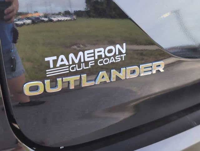 Used 2024 Mitsubishi Outlander SE Black Edition FWD image 5