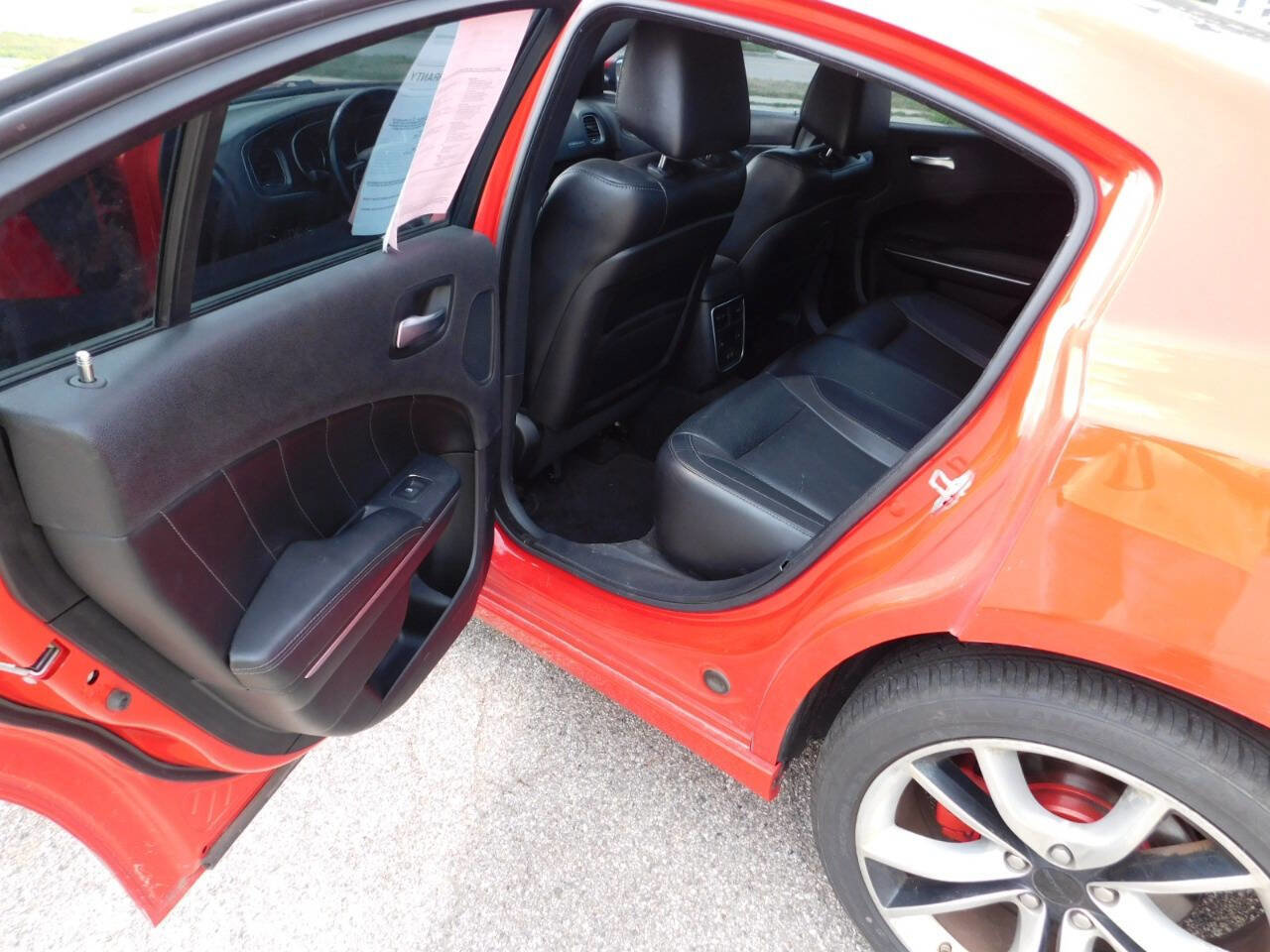 Used 2015 Dodge Charger R/T w/ Plus Group image 11