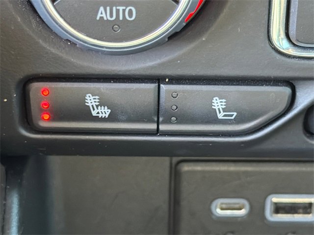 Used 2022 Chevrolet Tahoe LT image 32