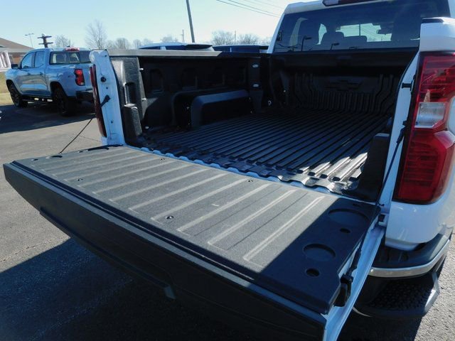 Used 2023 Chevrolet Silverado 1500 LT image 12