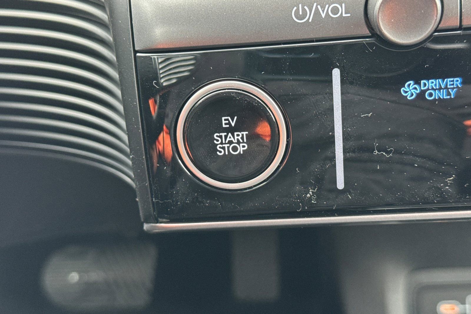 New 2026 Hyundai Ioniq 5 SEL AWD/4WD image 23