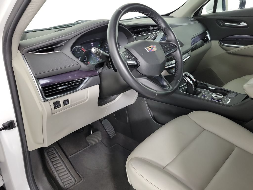 Used 2023 Cadillac XT4 Luxury FWD image 18
