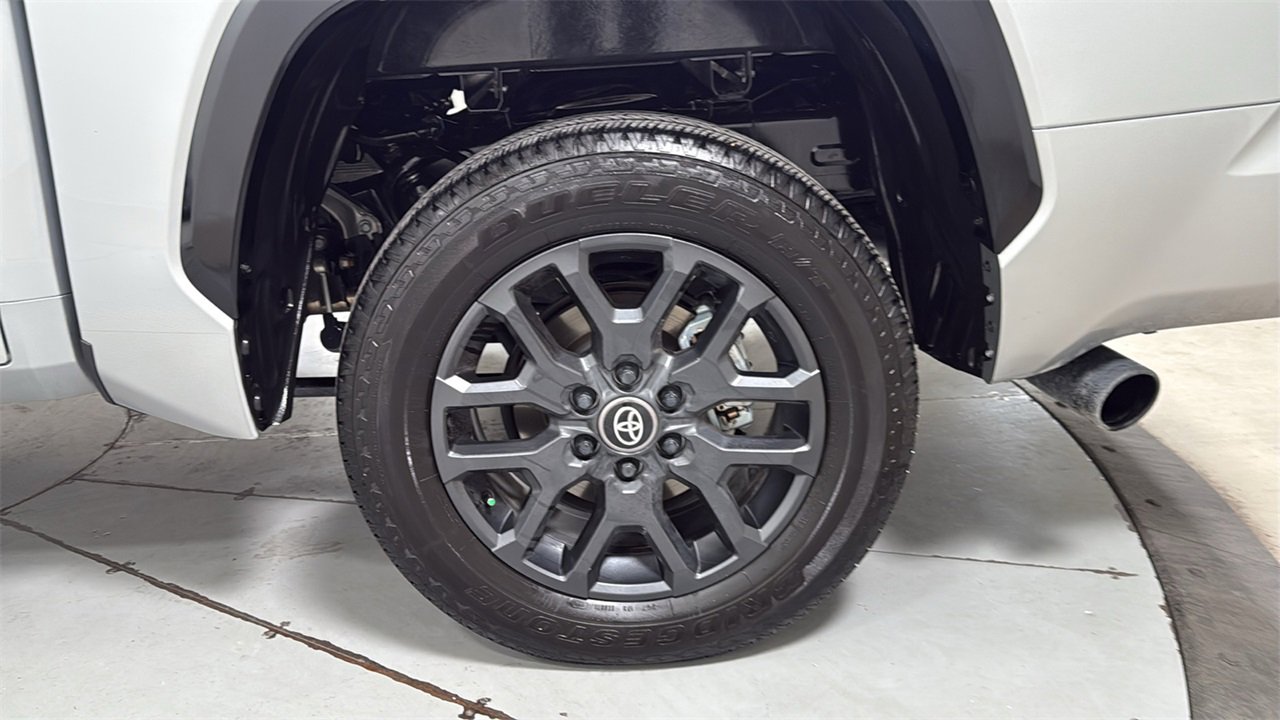 Used 2025 Toyota Tundra Platinum image 23