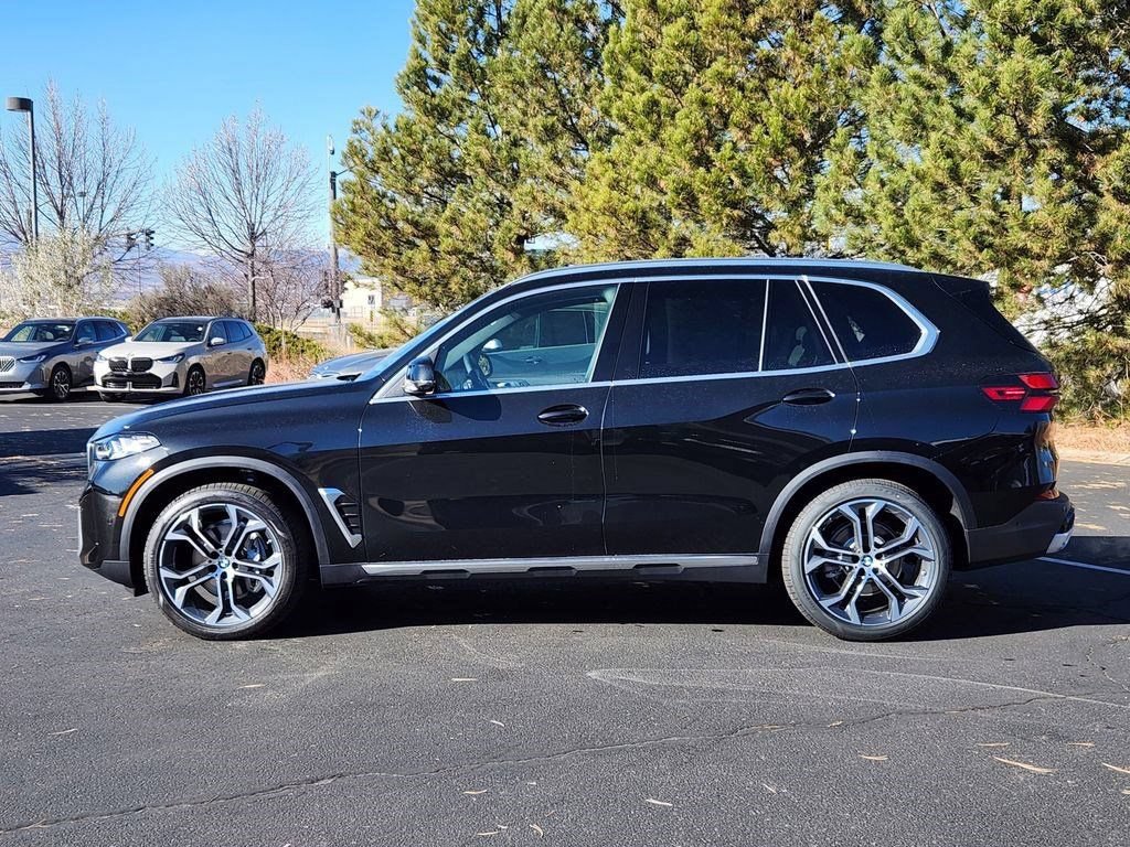 Used 2026 BMW X5 xDrive40i AWD/4WD image 2