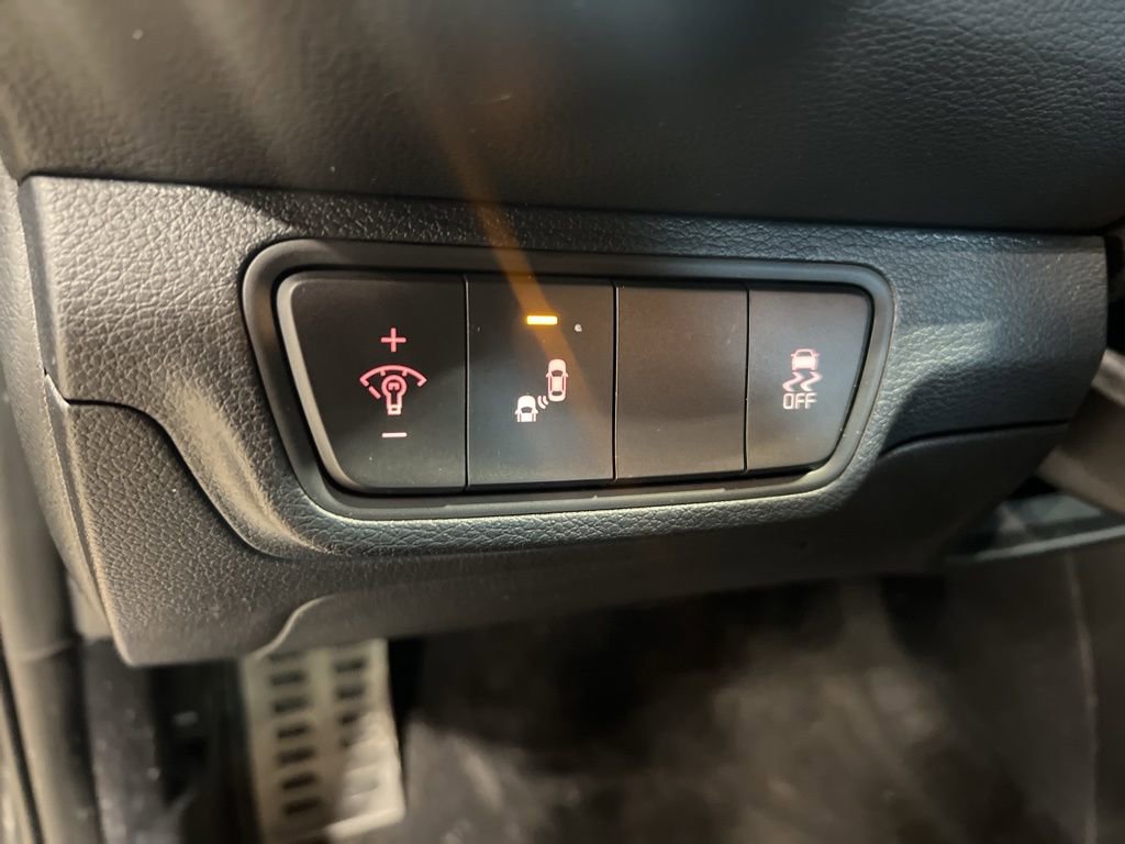 Certified 2024 Kia Forte GT-Line image 49