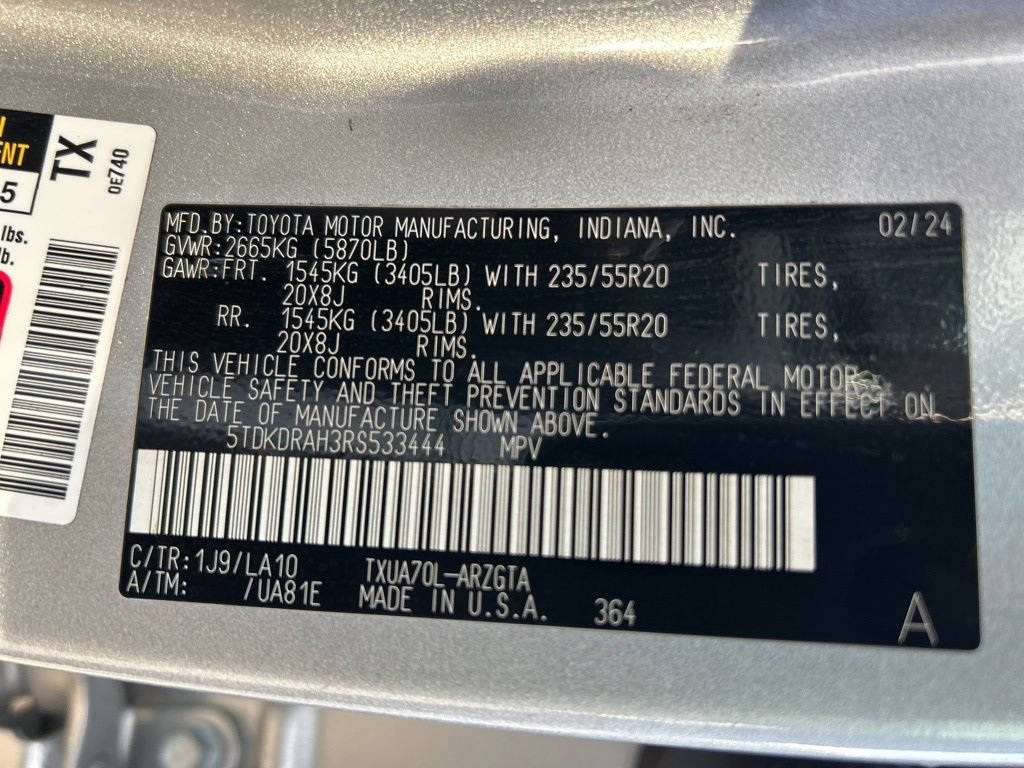 Used 2024 Toyota Highlander Platinum FWD image 51
