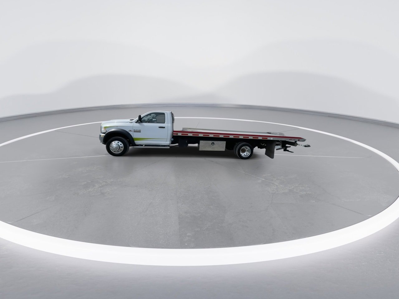 Used 2015 RAM 5500 Tradesman w/ Power & Remote Entry Group AWD/4WD image 15
