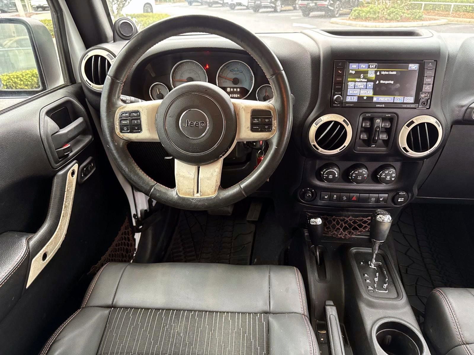 Used 2012 Jeep Wrangler Unlimited Sahara image 19