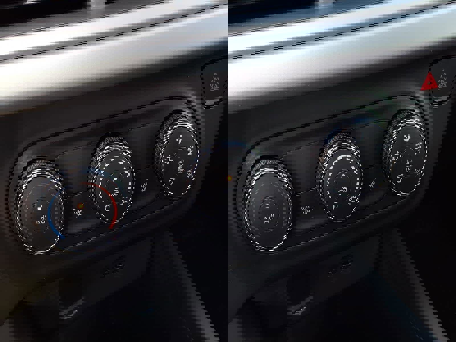 Used 2024 Chevrolet Trax RS image 35