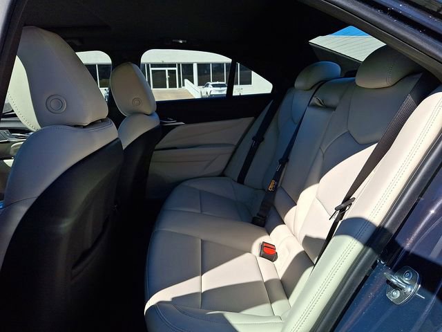 Used 2025 Cadillac CT4 Premium Luxury image 12