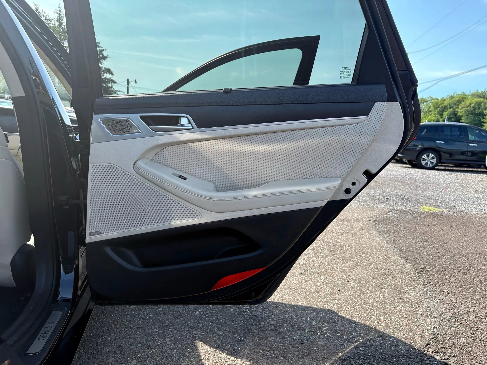 Used 2018 Genesis G80 5.0 Ultimate RWD image 13