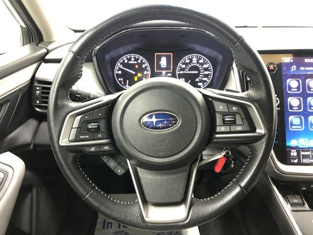 Used 2022 Subaru Outback Premium image 16