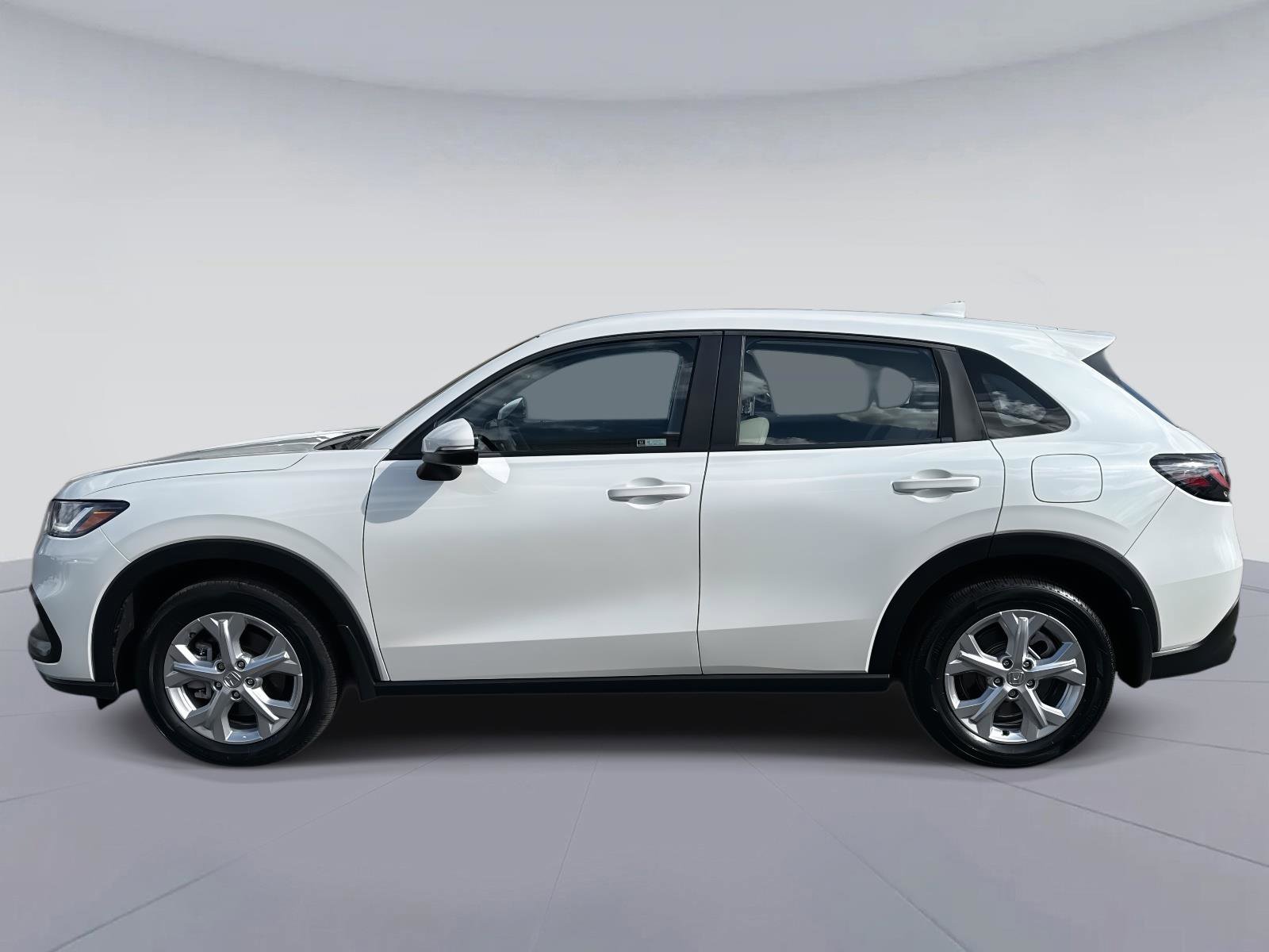 Certified 2023 Honda HR-V LX image 7