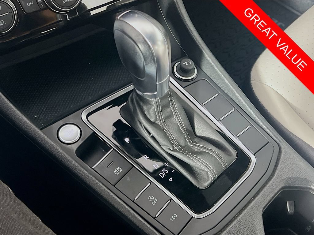 Used 2019 Volkswagen Jetta R-Line FWD image 16