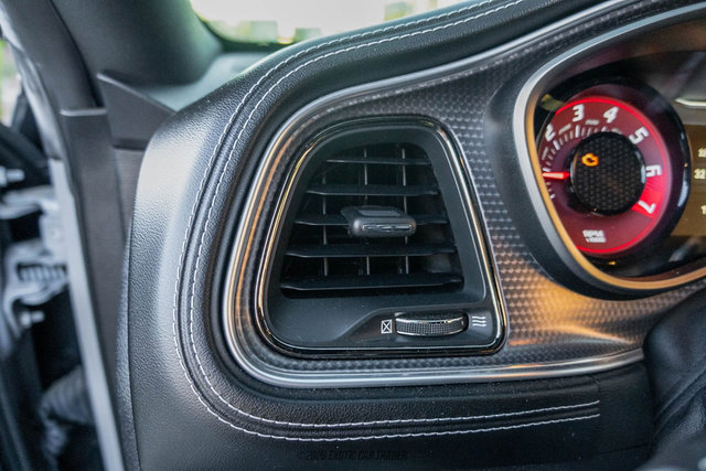 Used 2020 Dodge Challenger SRT Hellcat Redeye image 36