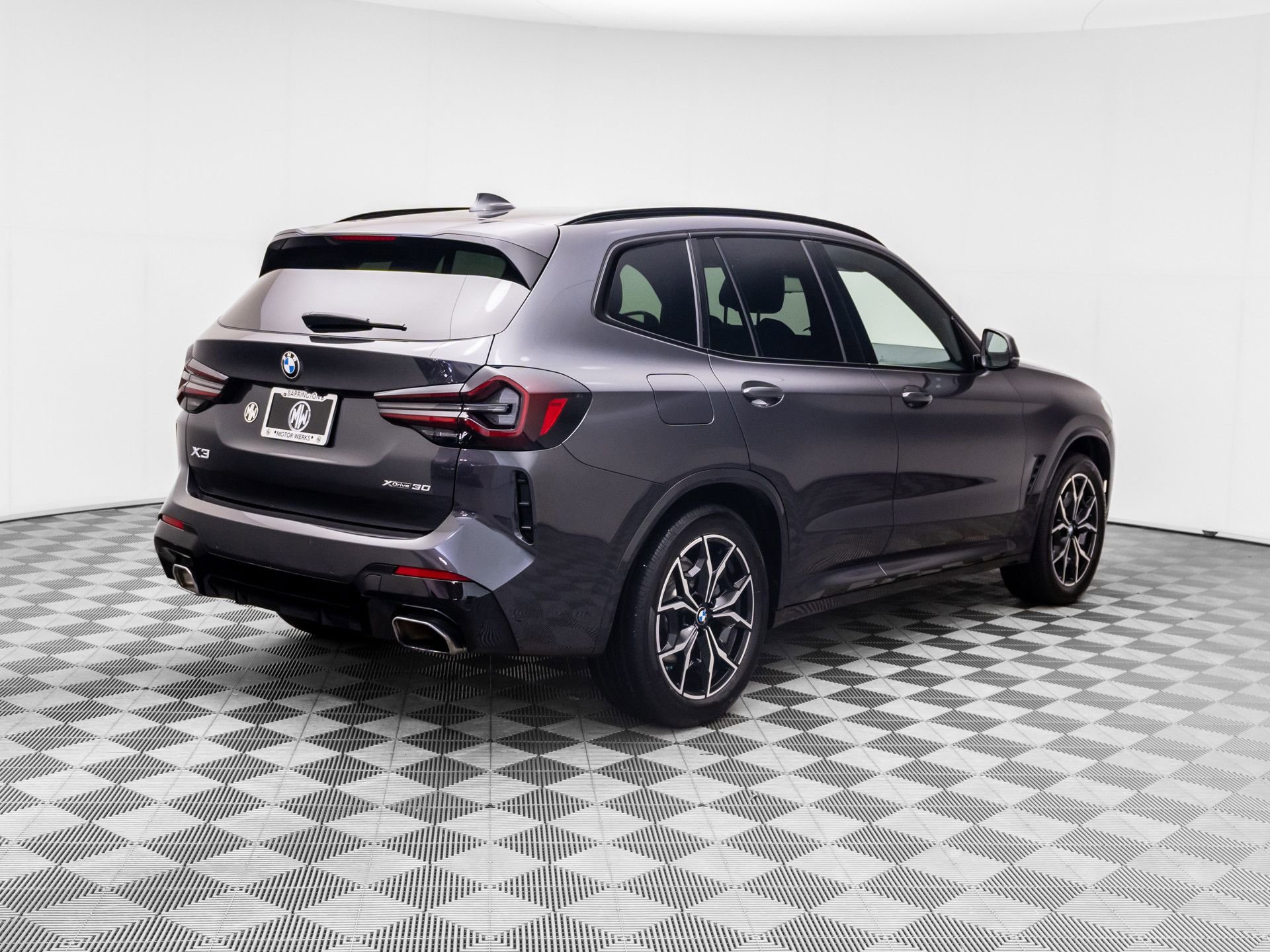 Used 2023 BMW X3 xDrive30i w/ M Sport Package AWD/4WD image 6