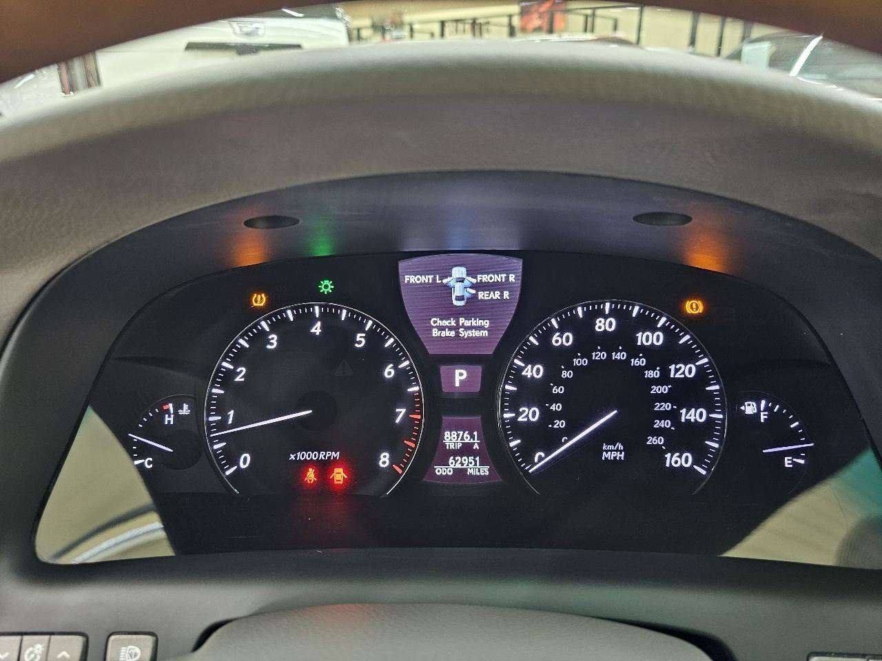 Used 2010 Lexus LS 460 Luxury image 30